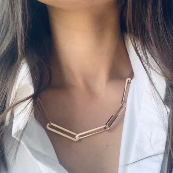 ✨✨ Thick Link Gold Necklace✨✨ - Picture 3 of 4